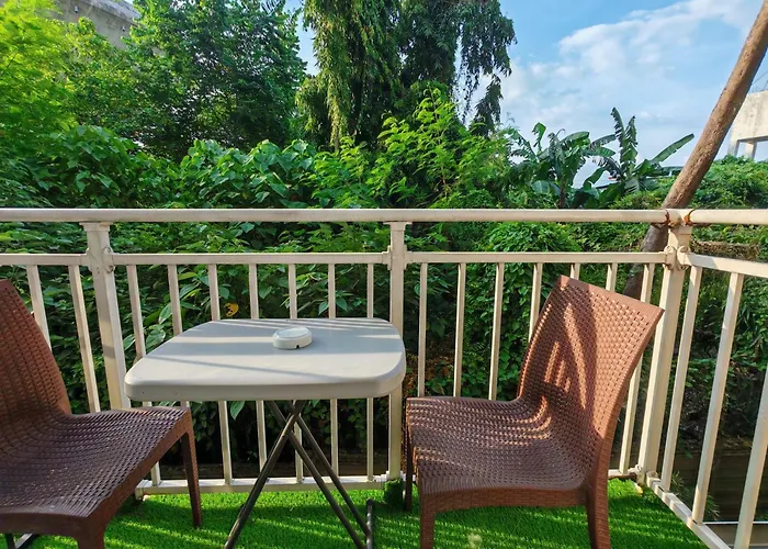Traveler's Nest 211, Amani Residences, 5 Minutes Airport, Netflix, Stylish, Cozy With Luxurious Swimming Pool Lapu-Lapu City