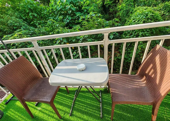 Traveler's Nest 211, Amani Residences, 5 Minutes Airport, Netflix, Stylish, Cozy With Luxurious Swimming Pool Apartment Lapu-Lapu City