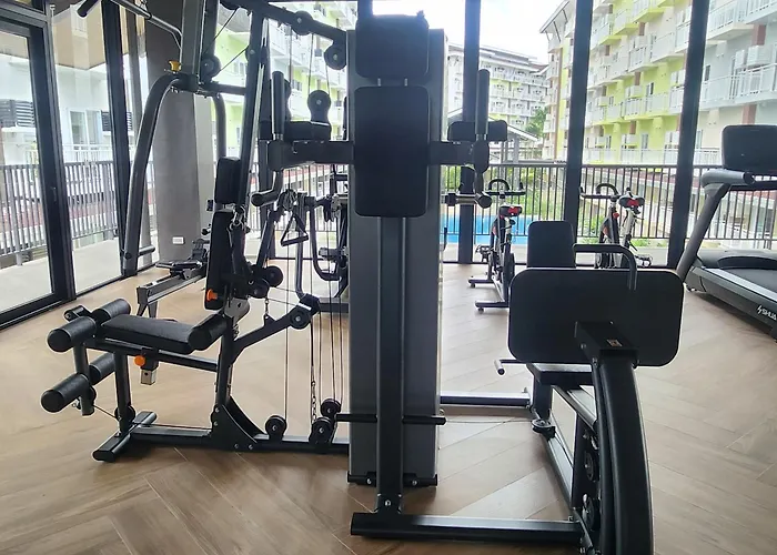 Traveler's Nest 211, Amani Residences, 5 Minutes Airport, Netflix, Stylish, Cozy With Luxurious Swimming Pool Apartment Lapu-Lapu City