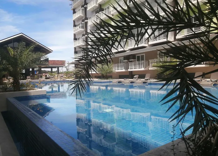 Apartment Traveler's Nest 211, Amani Residences, 5 Minutes Airport, Netflix, Stylish, Cozy With Luxurious Swimming Pool *