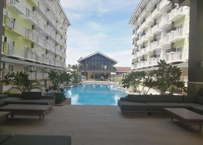 Traveler's Nest 211, Amani Residences, 5 Minutes Airport, Netflix, Stylish, Cozy With Luxurious Swimming Pool Apartment