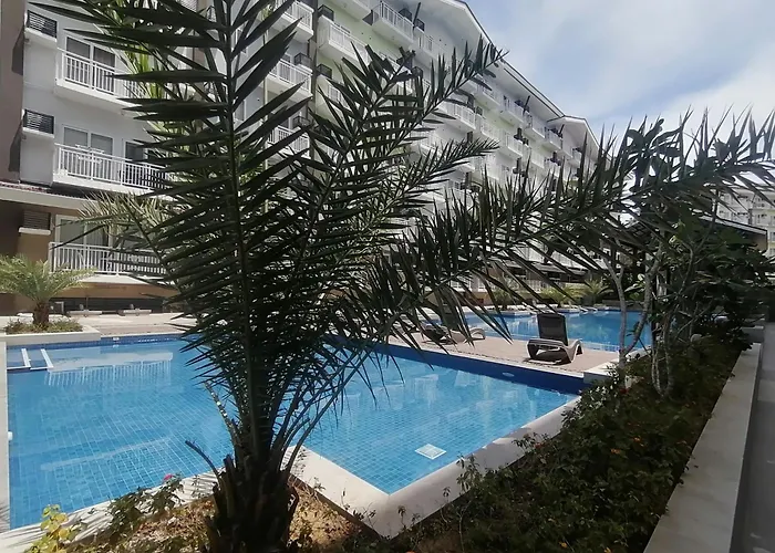 Traveler's Nest 211, Amani Residences, 5 Minutes Airport, Netflix, Stylish, Cozy With Luxurious Swimming Pool Apartment Lapu-Lapu City