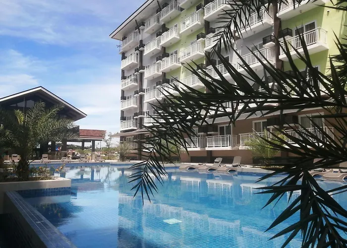 Traveler's Nest 211, Amani Residences, 5 Minutes Airport, Netflix, Stylish, Cozy With Luxurious Swimming Pool *