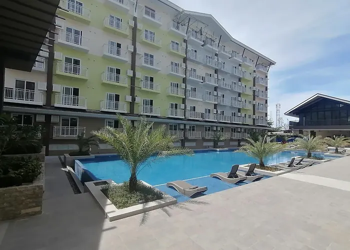 Traveler's Nest 211, Amani Residences, 5 Minutes Airport, Netflix, Stylish, Cozy With Luxurious Swimming Pool Lapu-Lapu City