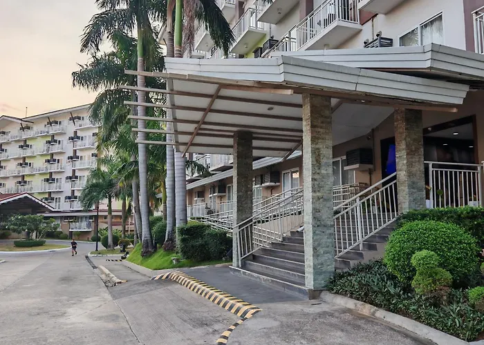 Apartment Traveler's Nest 211, Amani Residences, 5 Minutes Airport, Netflix, Stylish, Cozy With Luxurious Swimming Pool Lapu-Lapu City